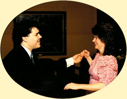 Curtis & Linda joyfully dance.